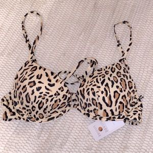 women’s bathing suit top